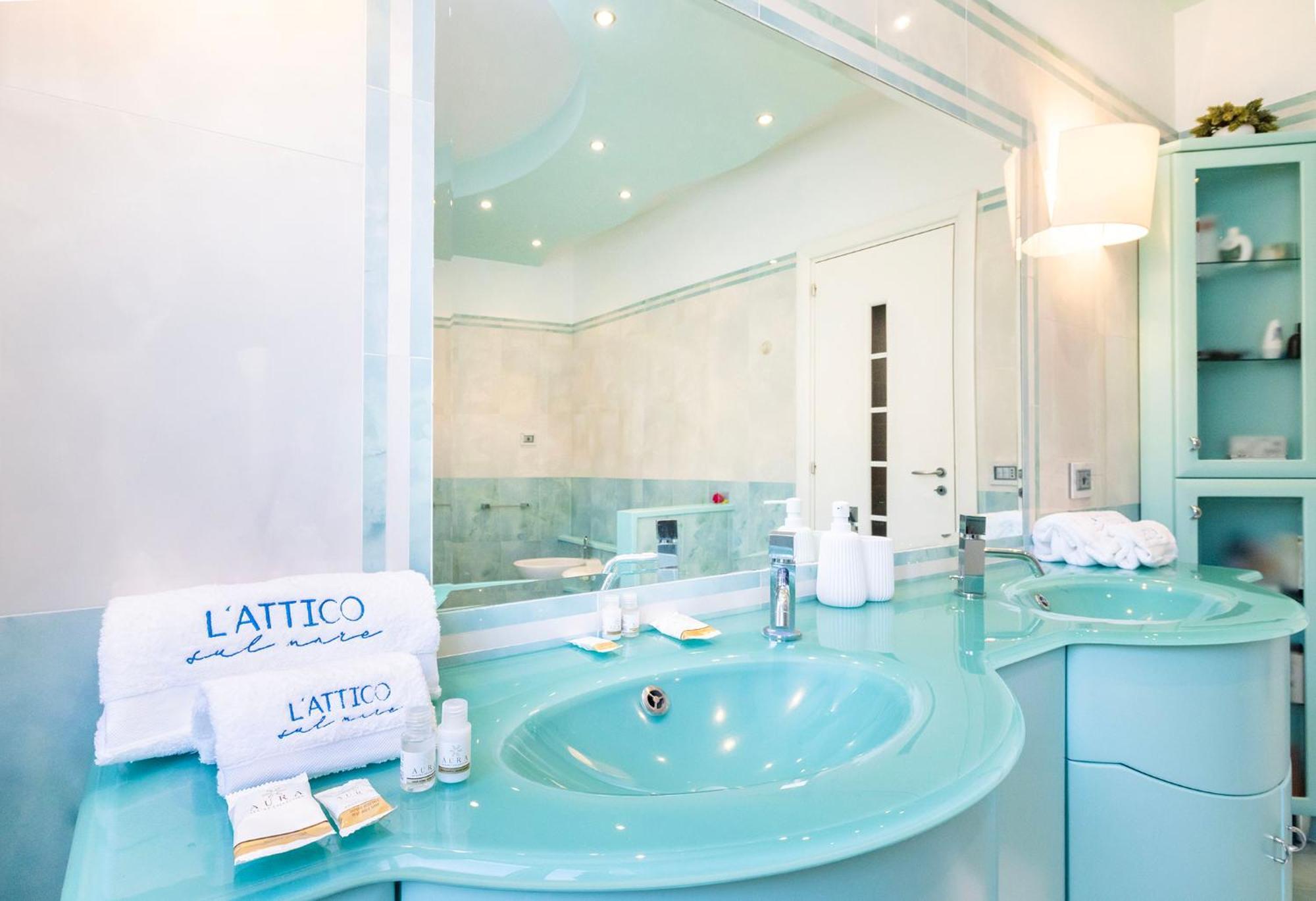 L'Attico Sul Mare - Exclusive Penthouse, Весте Екстериор снимка