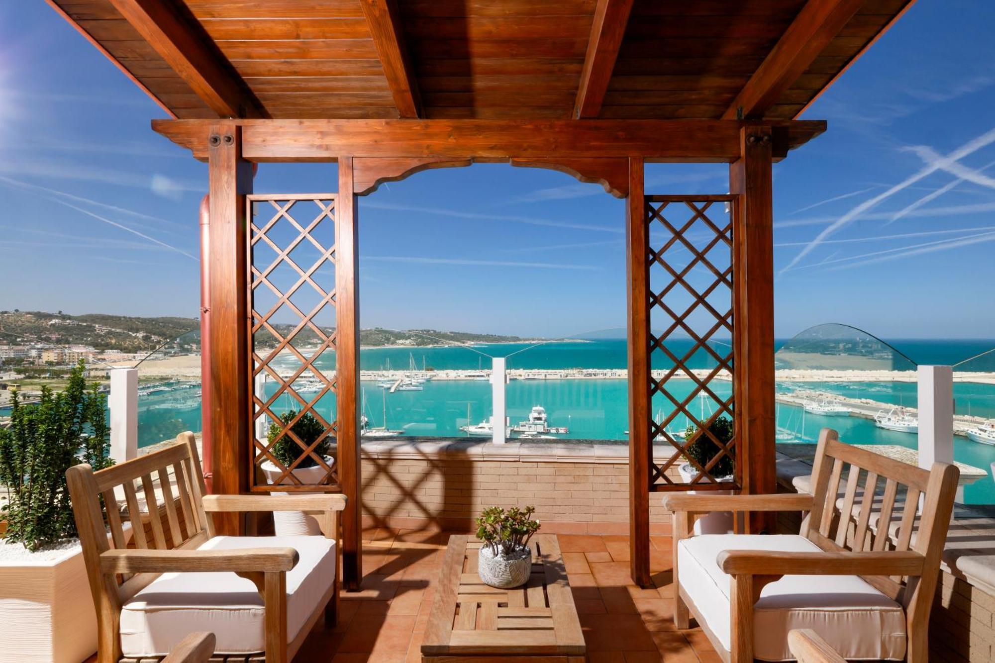 L'Attico Sul Mare - Exclusive Penthouse, Весте Стая снимка